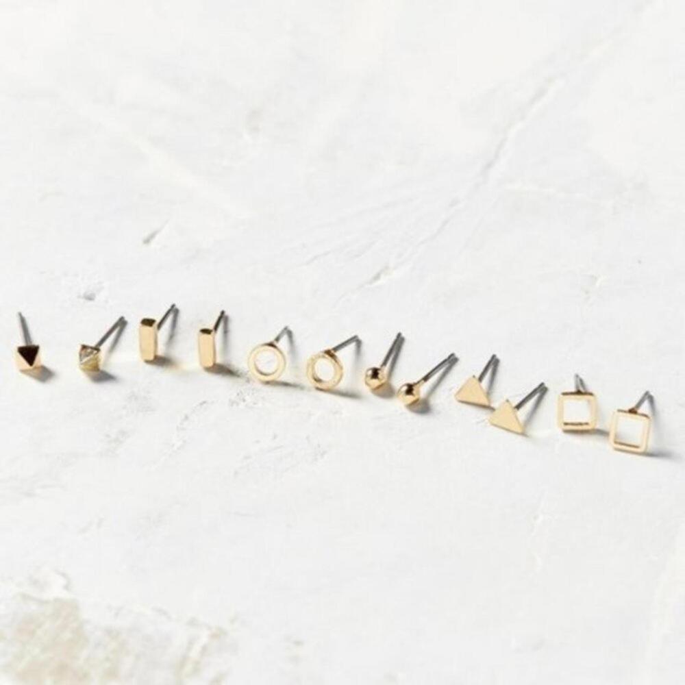 Urban Outfitters Itty Bitty Metal Earring Set Gold